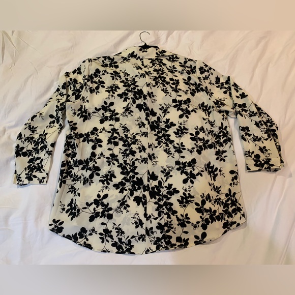 Women’s blue and cream long sleeve blouse - Picture 2 of 2